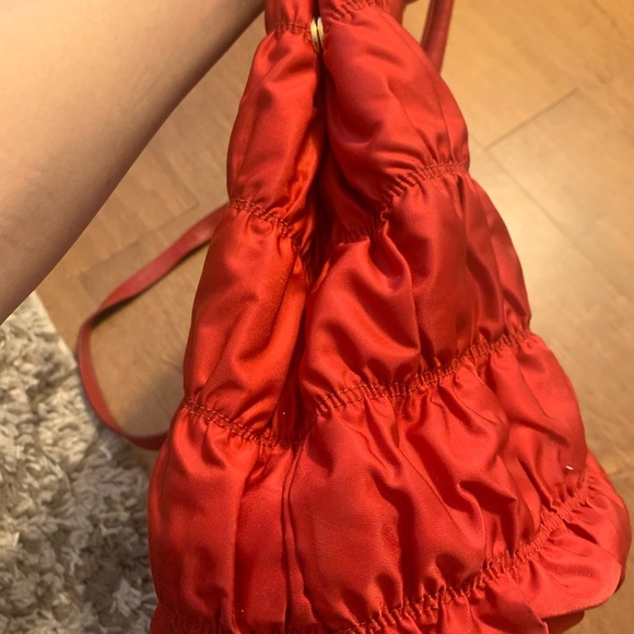 Prada Red Gauffre - Picture 4 of 12